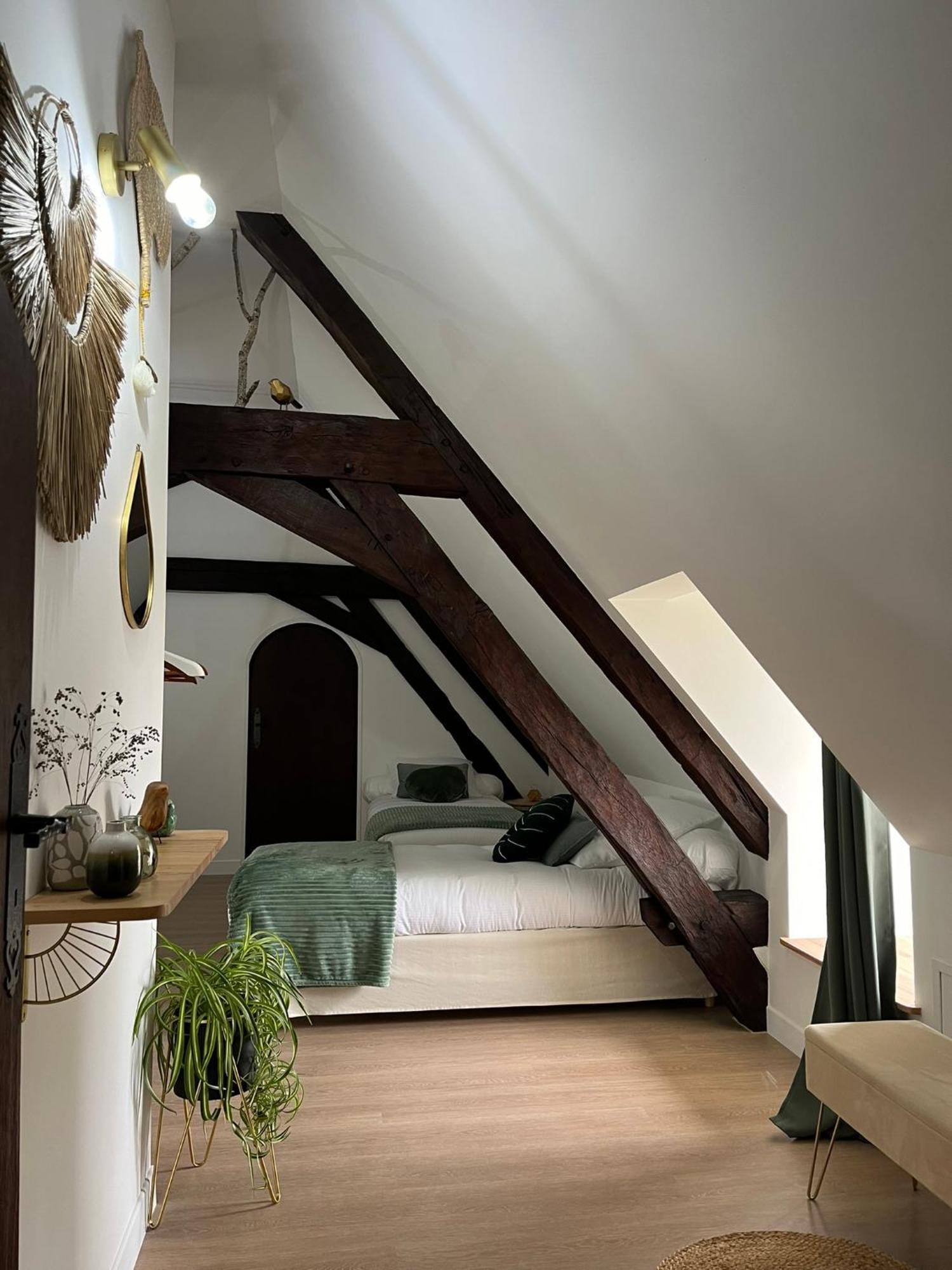 Bed and Breakfast O2 Tours Ourouer-les-Bourdelins Екстер'єр фото